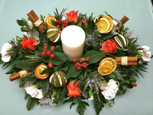 Fruity table arrangement
